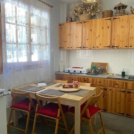 別荘 Evergreen Eláti